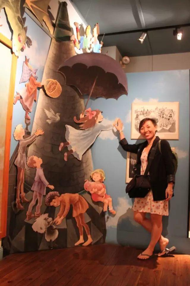 深夜除了晒烤串，还能晒太阳