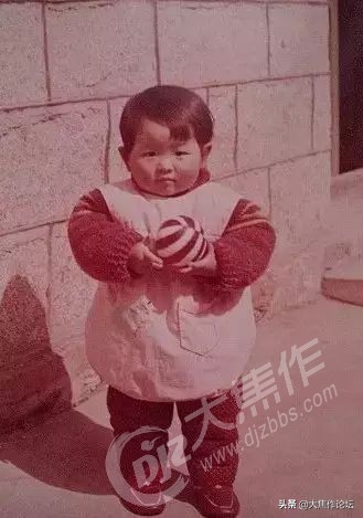 曾经这种衣服在焦作人手一件，穿过的都老了