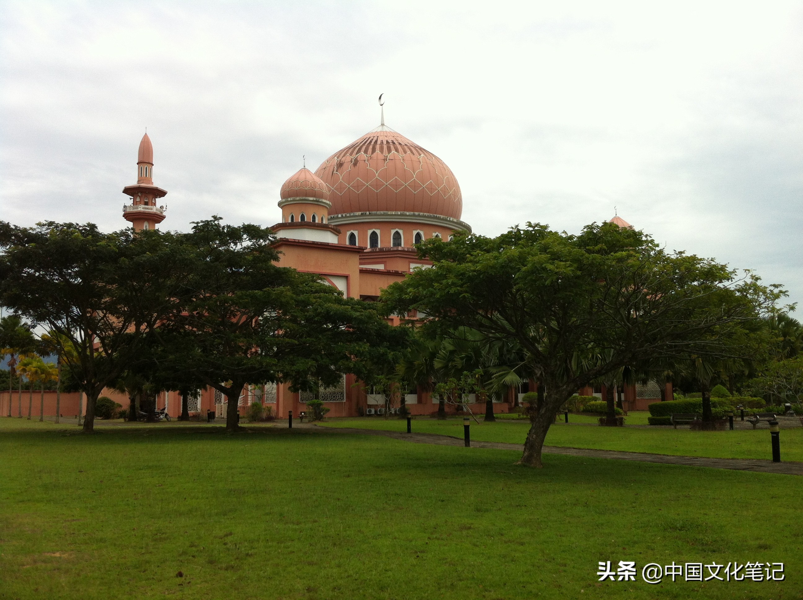 去沙巴大学和水上清真寺,沙巴水上清真寺自由行热门攻略