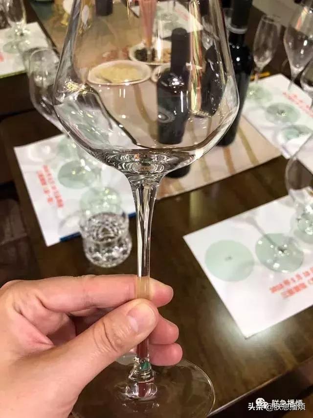 “无人酒馆”意大利进口葡萄酒品酒会，今天我是马老师