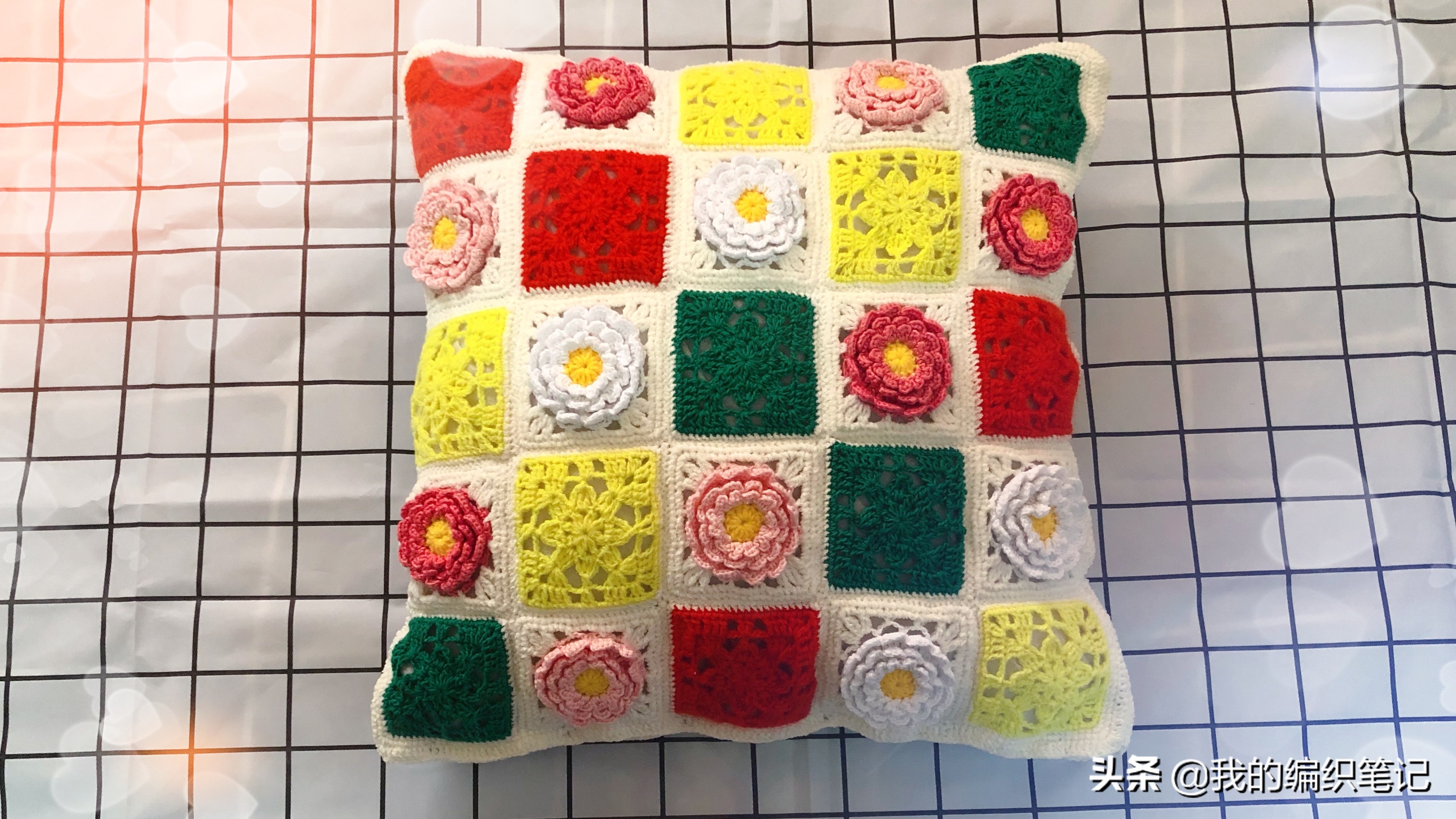 毛线拼花抱枕编织教程,钩针编织牡丹花抱枕教程