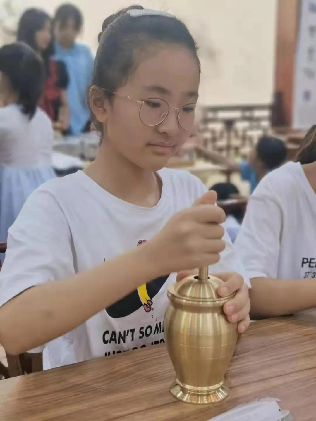 涔濈暪涔﹂櫌,涔濈暪涔﹂櫌绔崍