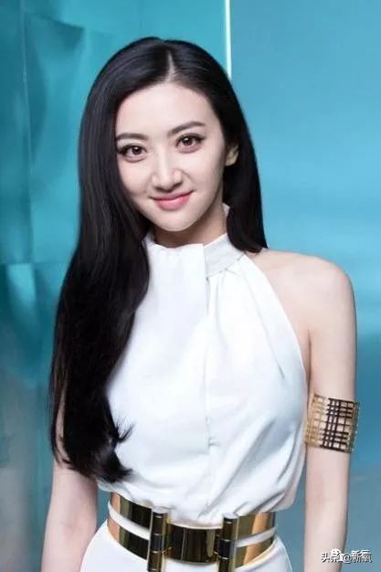 景甜修复后的双眼皮多宽,景甜修复之后的双眼皮是多宽