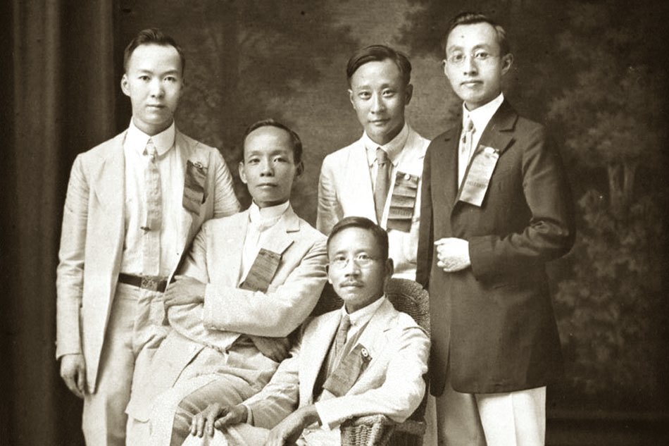 抛弃功名，推行“教育救国”，毛*东泽**誉其“学界泰斗，人世楷模”