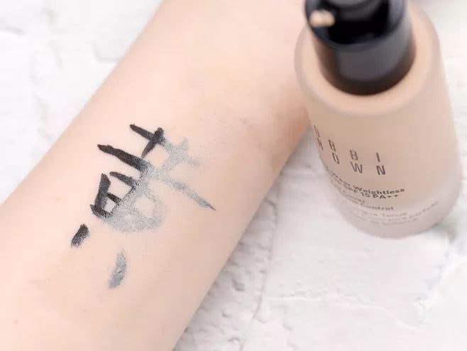 粉底液推荐颜究所,大牌粉底液真实测评