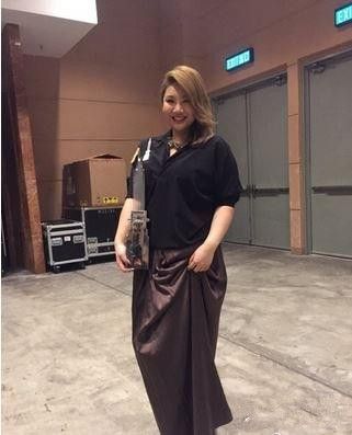 180斤的郑欣宜胖到辣眼睛,郑欣宜穿衣服打扮图片