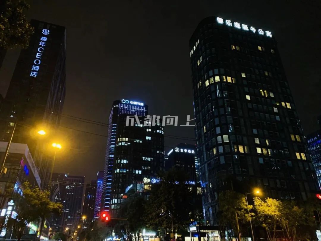 濡備綍鎶婃垚閮芥墦閫犳垚缃戠孩鍩庡競,鎬庢牱鎵嶅彲浠ヨ鎴愰兘鍙樻垚鍖椾含