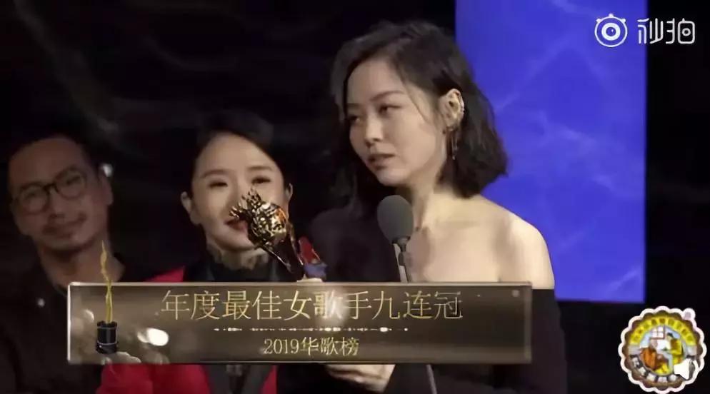 鑺掓灉鍙版崸绾㈠灏戜汉,鑺掓灉鍙版崸绾簡杩欎箞澶氫汉