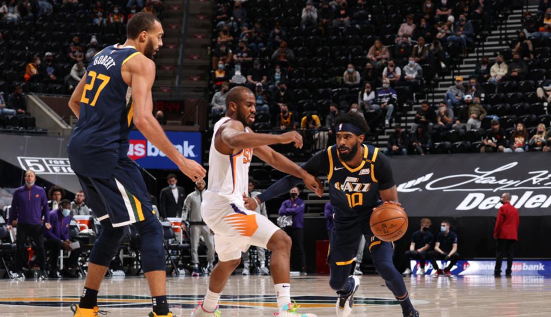 太阳布克得分最高的一场,关键时刻保罗和布克