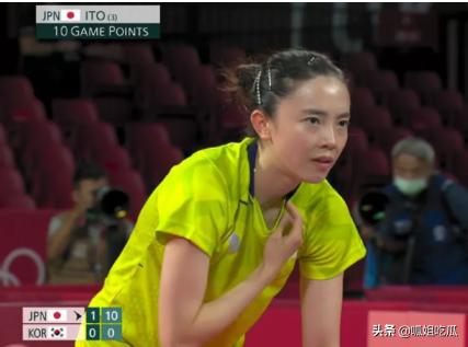 陈梦回应黄晓明接风菜,陈梦主动招呼伊藤美诚来合影