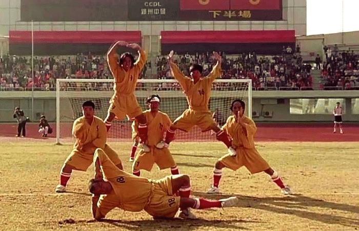 少林足球周星驰踢球片段,少林足球周星驰找守门员片段