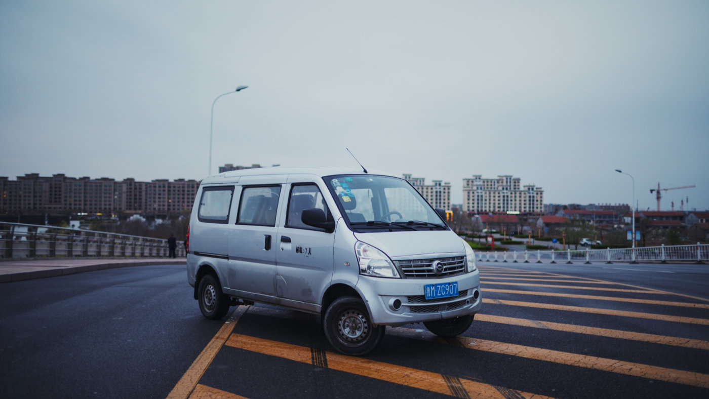 熟悉的陌生人感受,熟悉的陌生人中国版