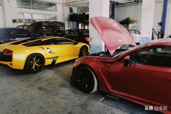 过年买新车炫富，当全村人面掉进水里，排气进水竟然还能开回家