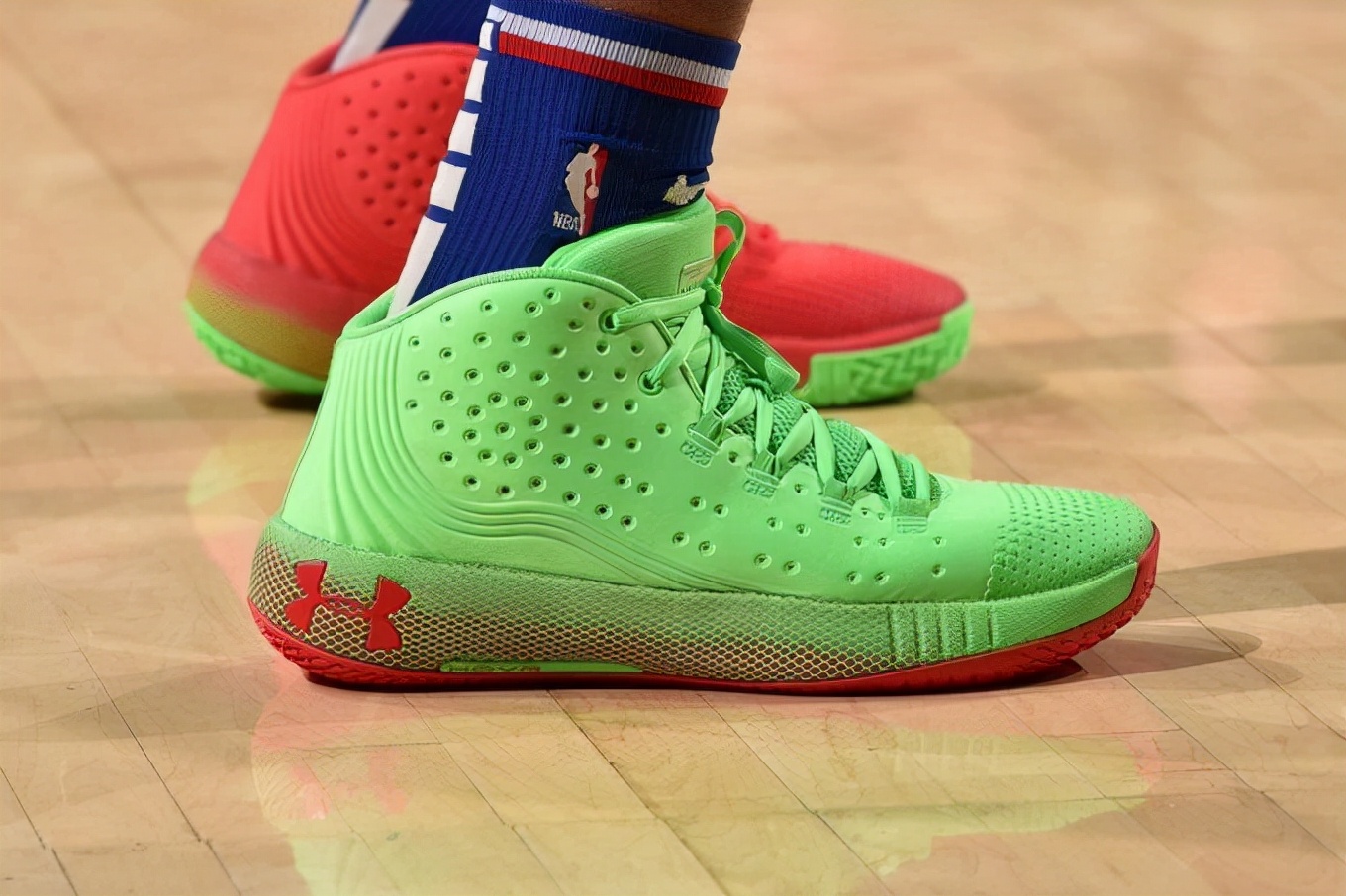 库里9中底结构图,库里9代曝光