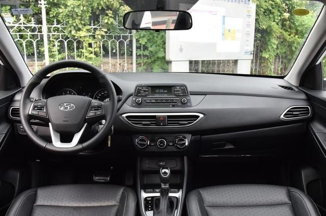 现代逸行油耗实测,花8万块钱买车贵吗