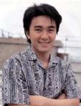 周星驰爱一个人需要理由吗文案,周星驰爱一个人需要理由吗台词