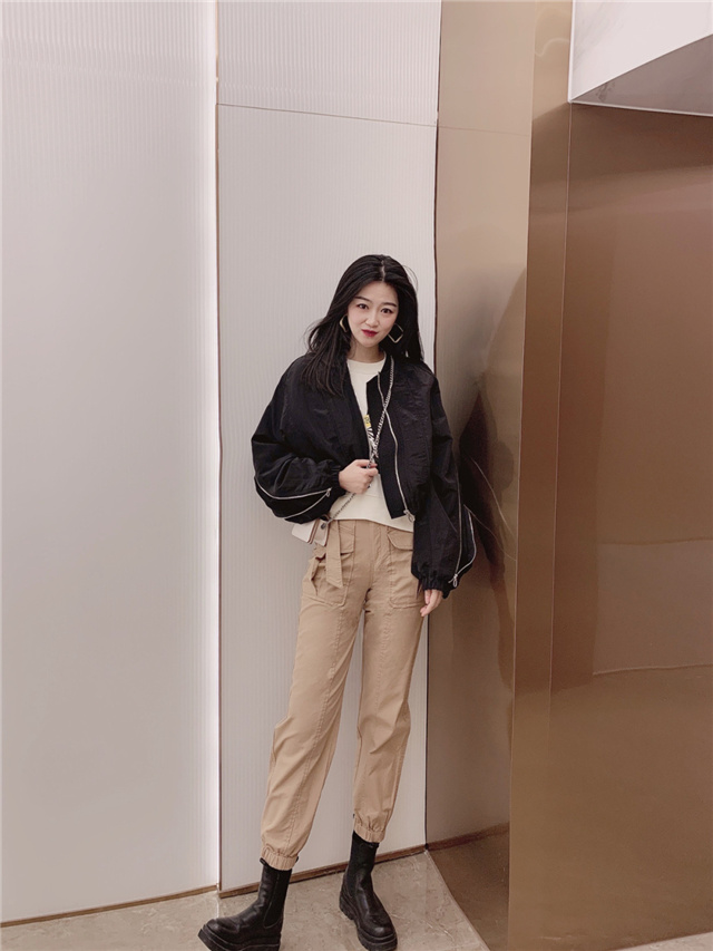 你适合穿什么样的内搭？根据你的身形来选择，时尚多姿还优雅