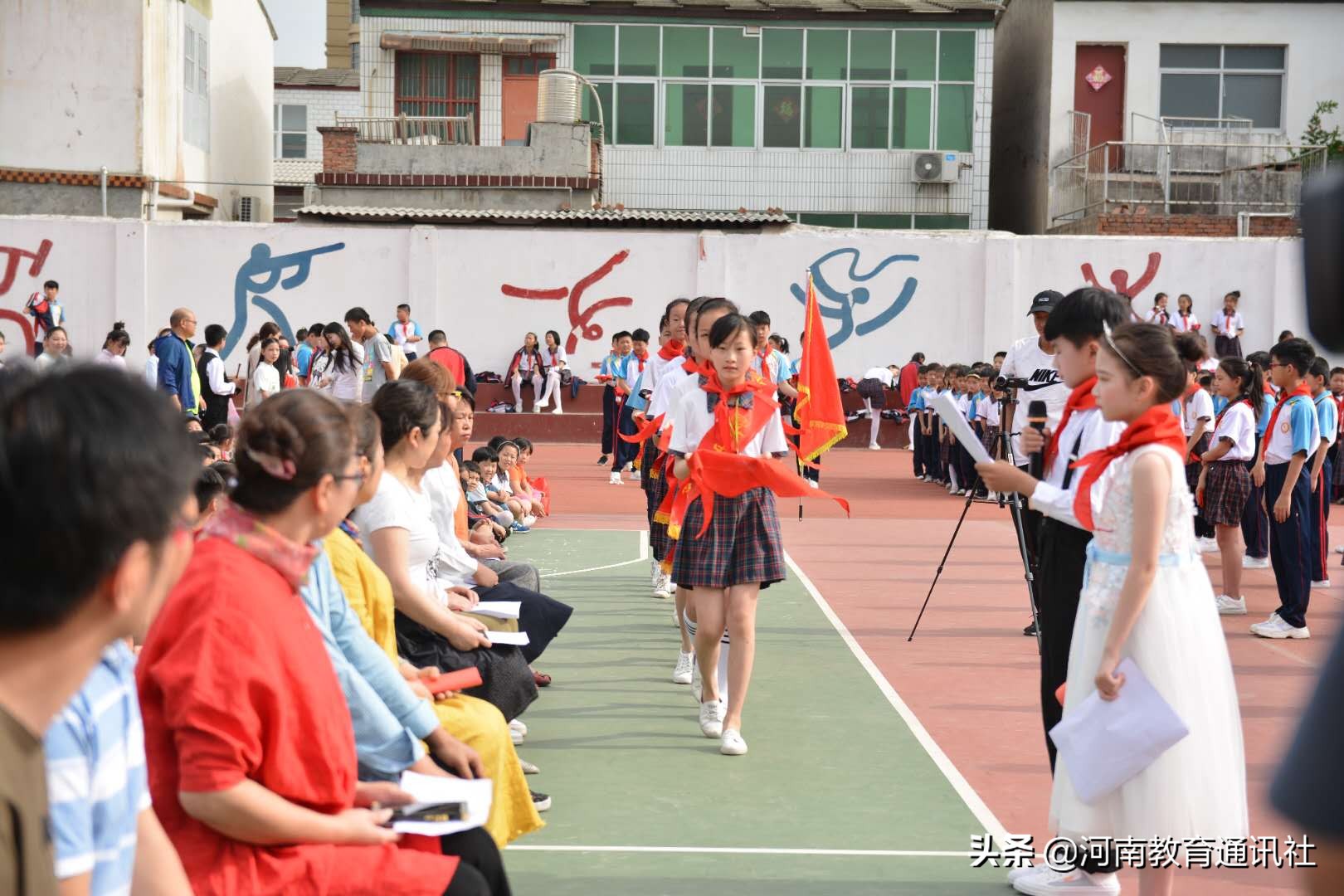 遂平少先队入队仪式,遂平三中小学生入队仪式