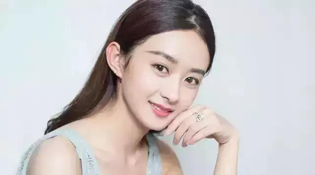 怎么化妆把眼睛变大,怎样化妆才能把眼睛画得大