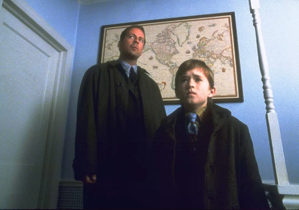 20部全球最顶级的恐怖片完整版,全球公认第一恐怖片僵尸皇帝