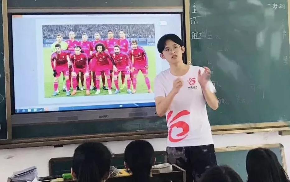 你有没有过教育熊孩子的经历,性教育和夏令营