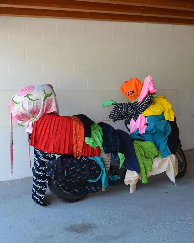 巴黎世家七夕土味广告,巴黎世家的七夕广告真的土爆了吗