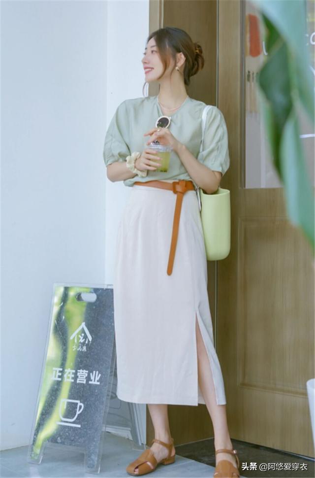 百褶裙过时吗,百褶裙现在还流行吗