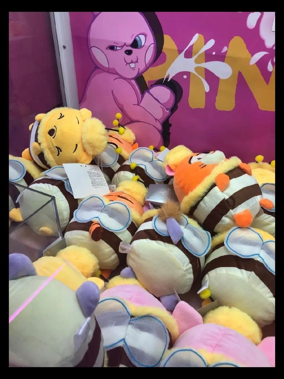 米奇轻松熊,皮卡丘毛绒公仔抓娃娃机