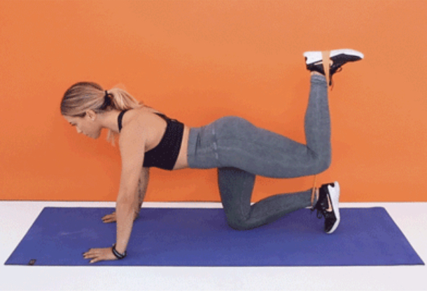 臀部不够圆怎么练,臀部翘不粗腿训练动作