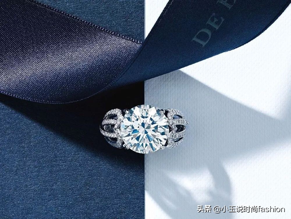 如何挑选三克拉钻石 (如何挑选性价比高的3克拉钻石)