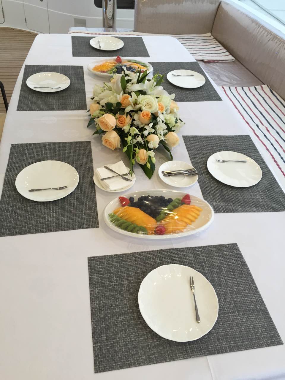 三亚上游艇的真实感受,三亚游艇包船体验