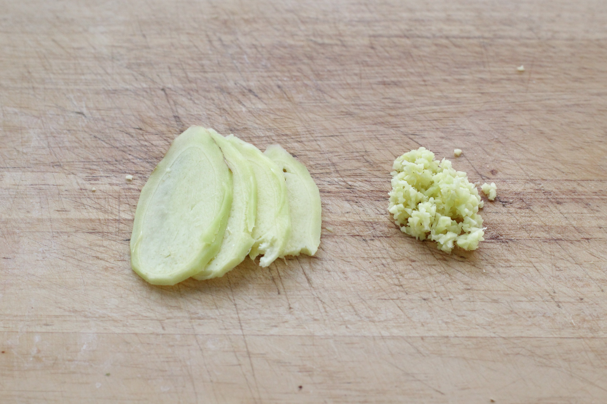 手把手教你清蒸大闸蟹的正确做法,清蒸大闸蟹味道鲜美做法简单极了