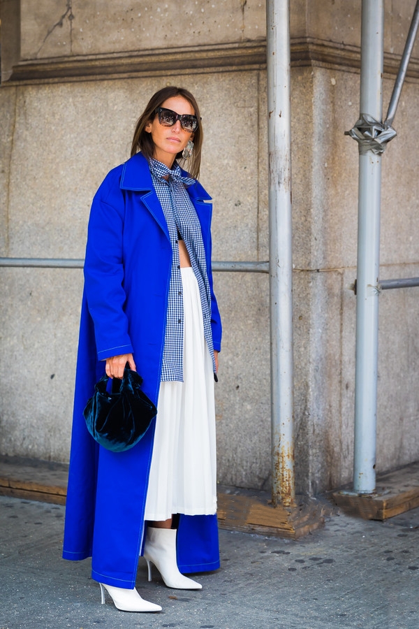 个子矮微胖女生白大衣搭配,158125斤微胖女生大衣穿搭