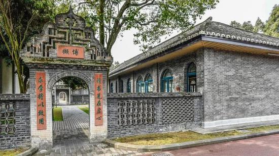 远东宏信宏文学校上海浦东校区,上海宏文学校校长