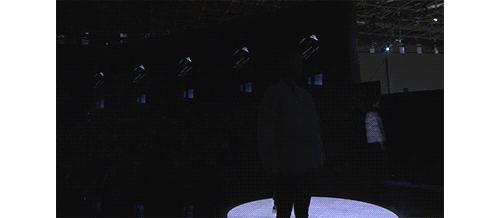 *窥偷**女神AdrianneHo的ins照片,我仿佛打开了新世界的大门……