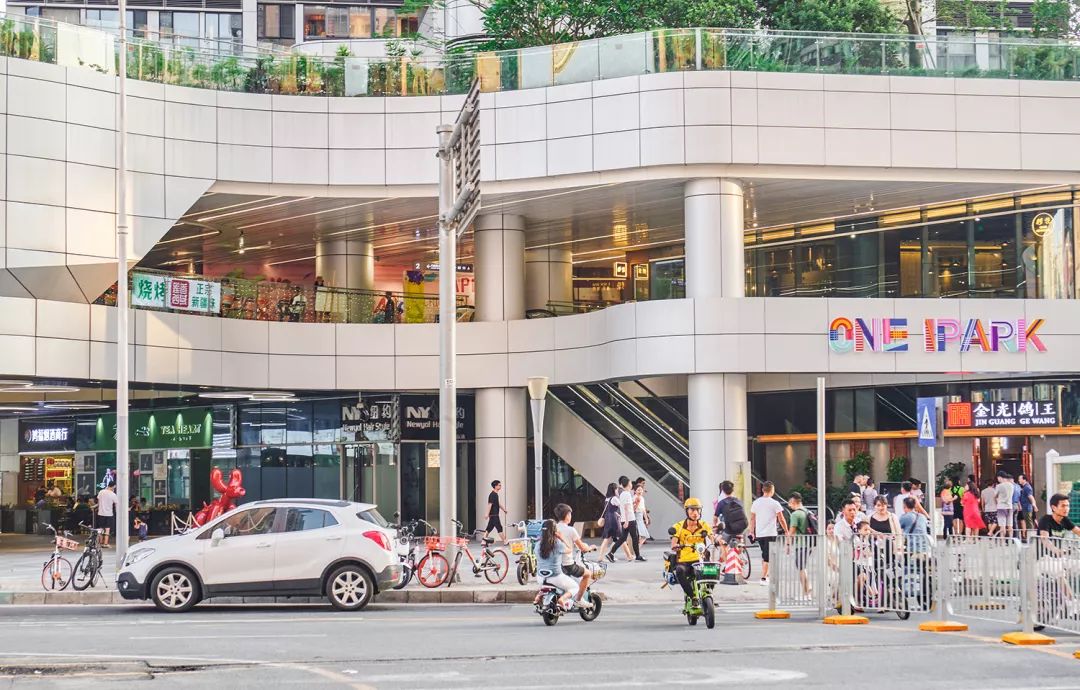 哪里叫南油,南油地铁站