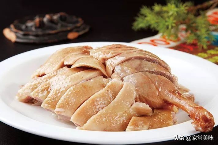 被评为江苏十大经典名菜,江苏最出名的6道名菜色香味俱全