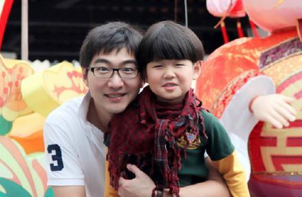 继子女与再婚父母怎么相处,再婚夫妻要以现有家庭为重