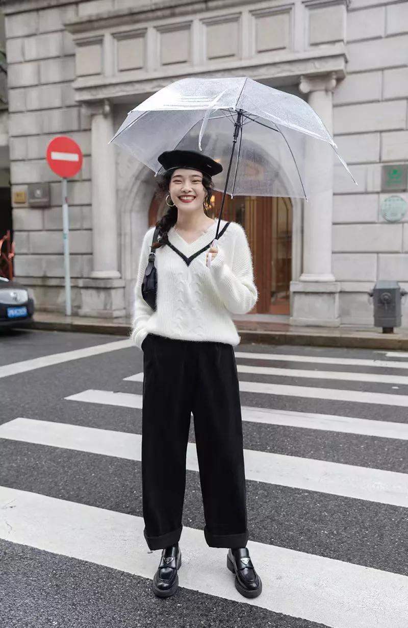 烂大街的阔腿裤也穿出高级感,阔腿裤就要选择保暖又显瘦的