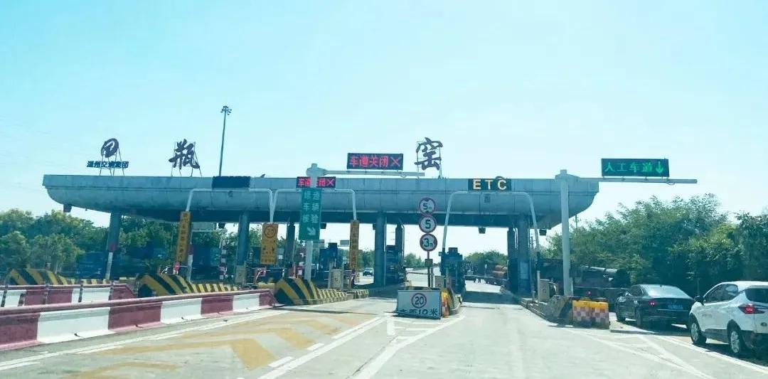 一所在建大学带热一个板块？探访摇号红火的“云城北