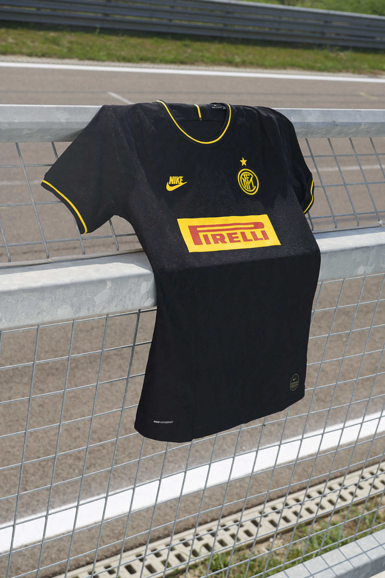 国际米兰耐克联名,国际米兰201819赛季第二客场球衣