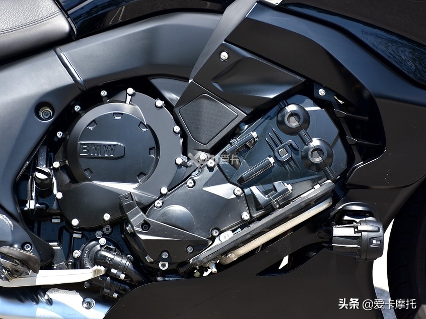 宝马k1600b和哈雷公路滑翔,哈雷k1600