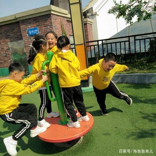 孩子上蹿下跳不听指令怎么教育,孩子喜欢跳上跳下怎么办