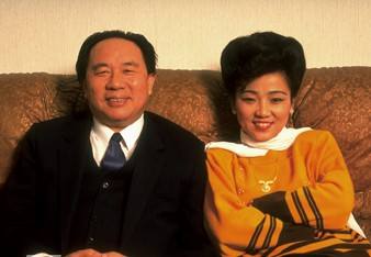 他一句话把冯仑吓破胆,曾一夜暴富,身家过亿,被骗300万想自杀