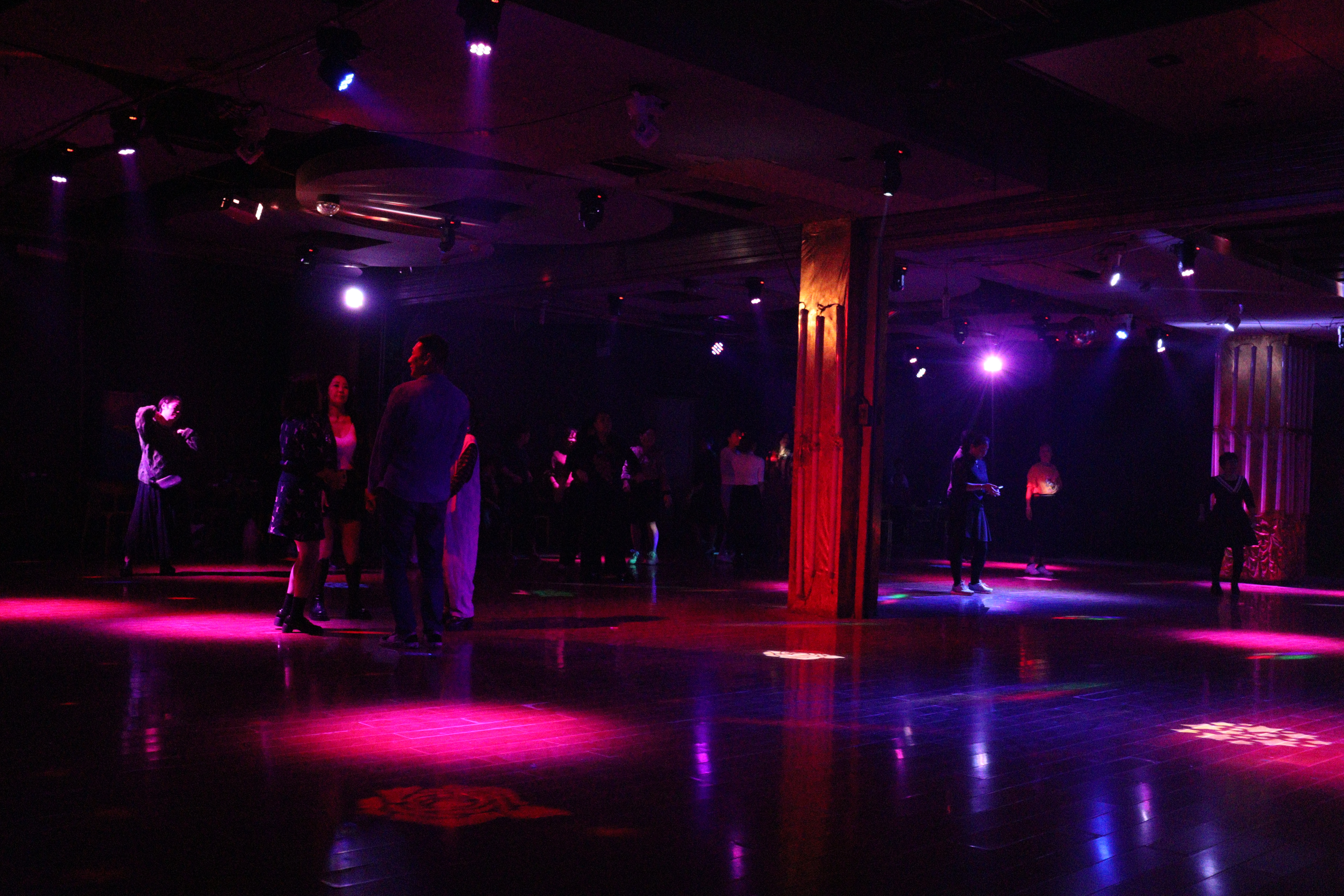 80后的歌舞厅回忆,老年活动中心歌舞厅