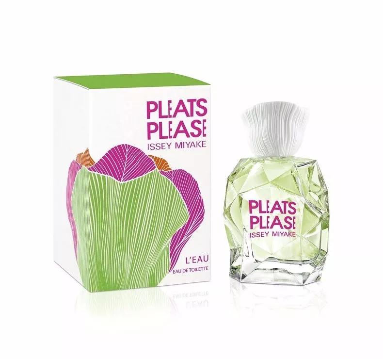 适合20岁女生的巴宝莉香水有哪些 (香奈儿邂逅香水哪个适合20岁女生)