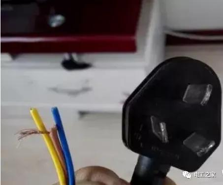 4平方火线零线配2.5的地线合格吗,4平方火零线配2.5平方地线可以吗