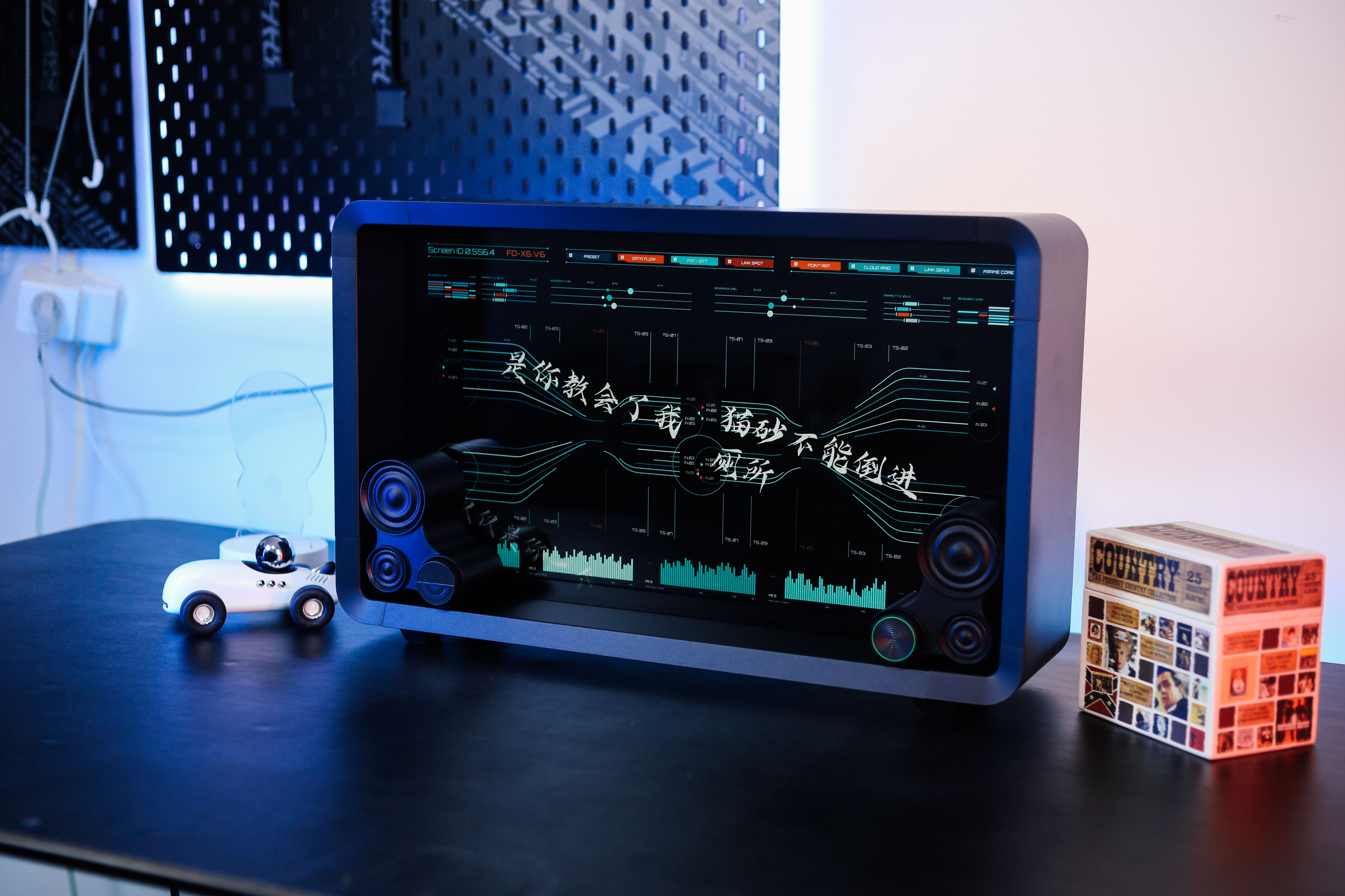 Lyiew悬浮歌词蓝牙音箱:让您听觉视觉都震撼