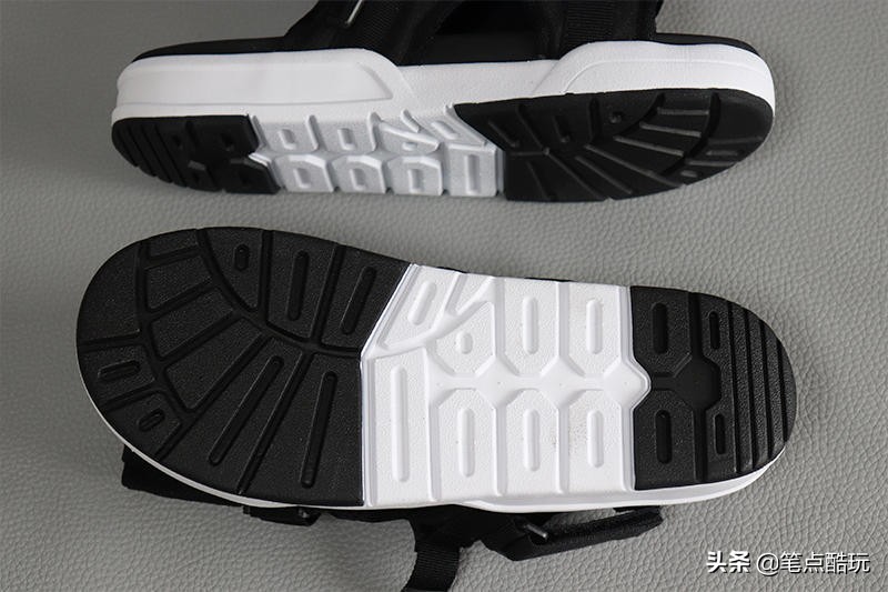 好穿又好搭柔软舒适防滑的凉鞋,凉拖两穿的凉鞋