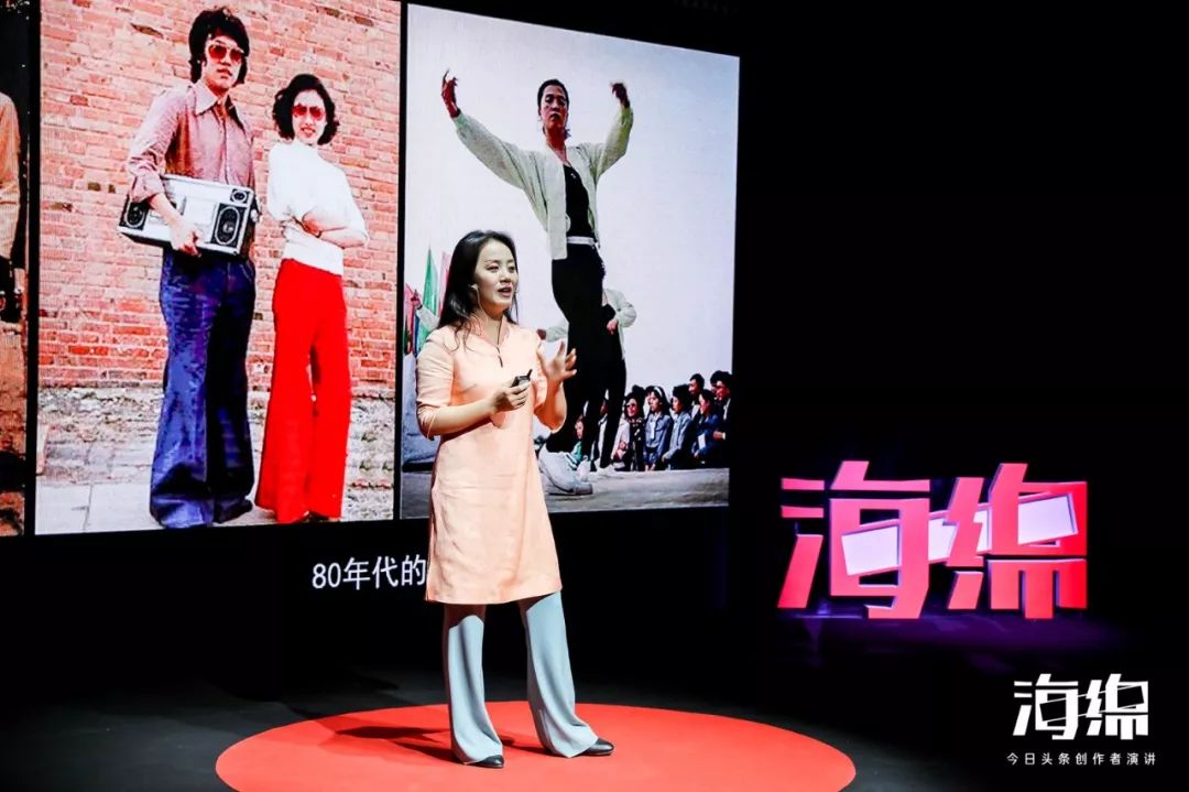 红花、板蓝根还能做衣服染料?她设计的传统服饰比欧美大牌还时尚